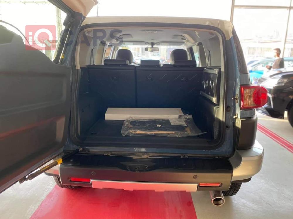 Toyota FJ Cruiser